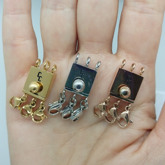 3 Triple Cinch Clasps. Silver, gold, rose gold. - Picture 1 of 1